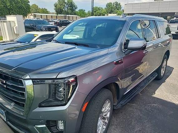 GMC YUKON XL 2022 1GKS2GKD0NR336539 image